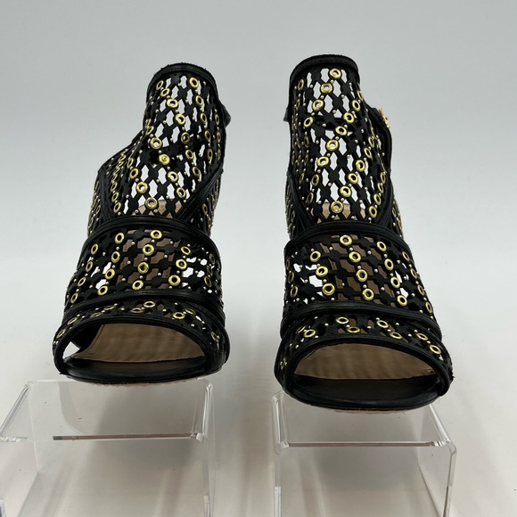 Vince Camuto 4” Black and Gold Leather Heels NWOT, excellent condition - Picture 17 of 17